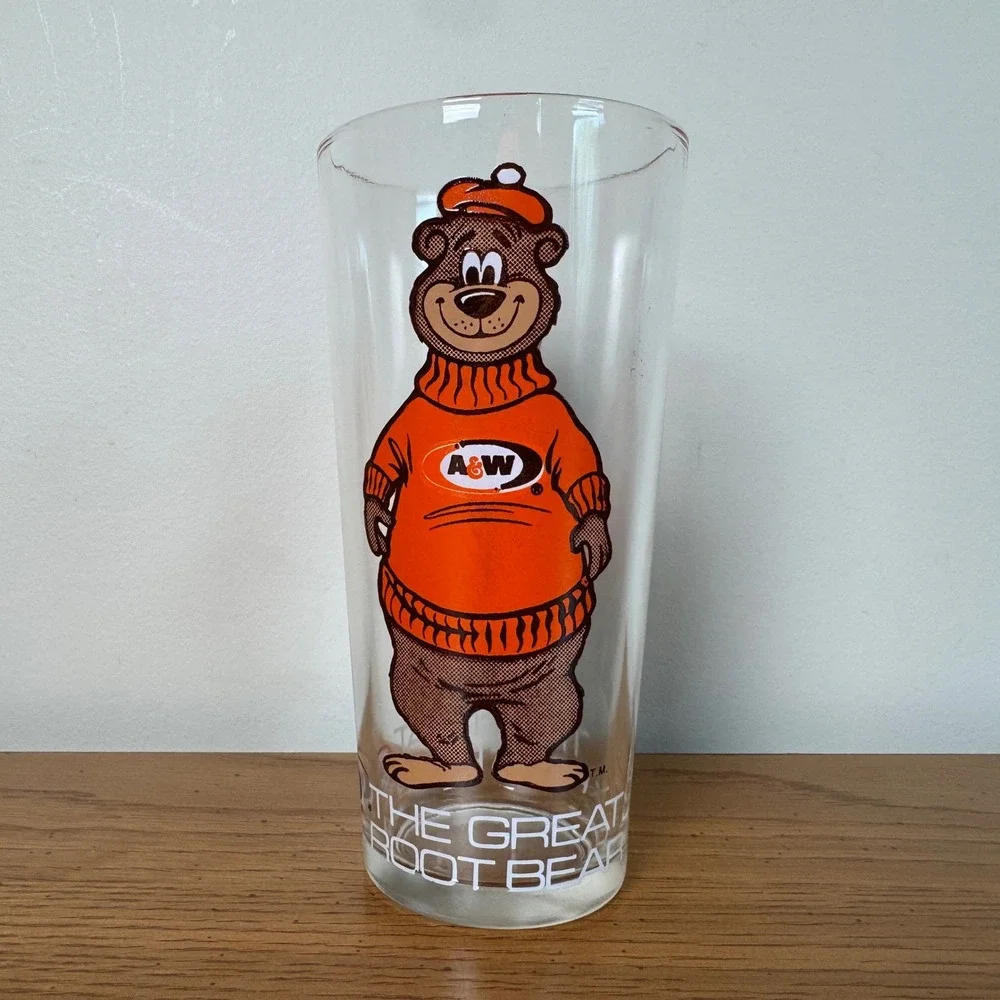 Vintage A&W The‎ Great Root Bear Glass Mascot Orange Sweater Soda Advertising